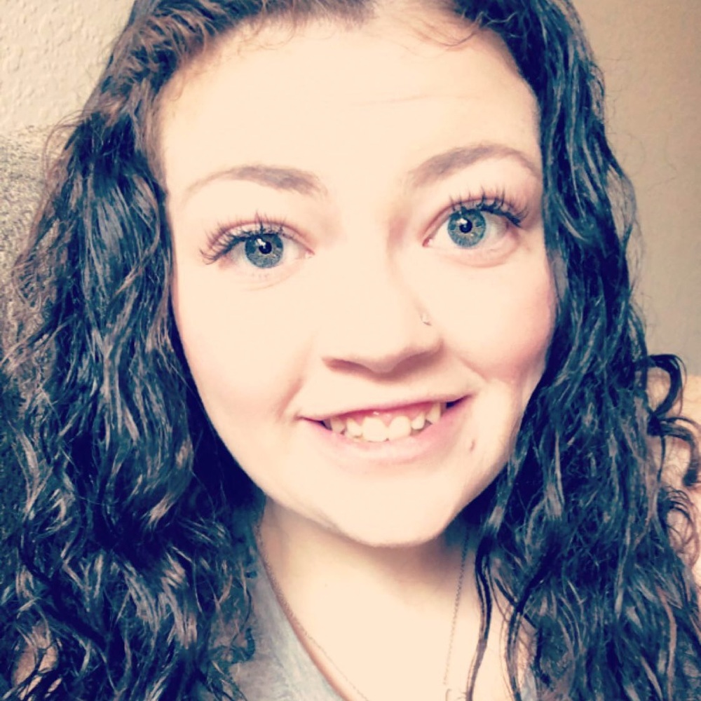 Meet your Posher, Mandee